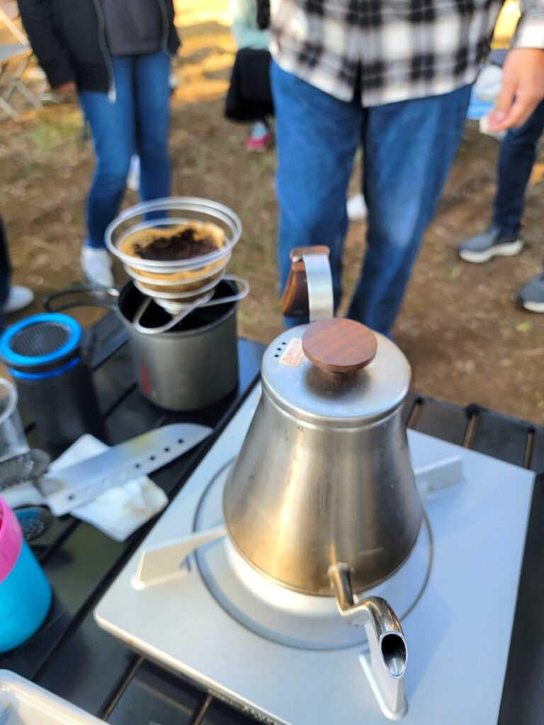 野外で沸かしたコーヒーは最高ですね