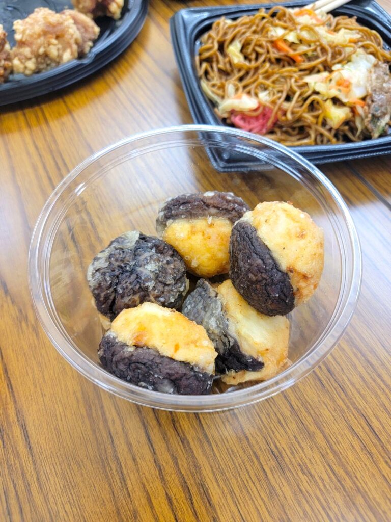 マドレーヌ？かと思ったシイタケのお惣菜