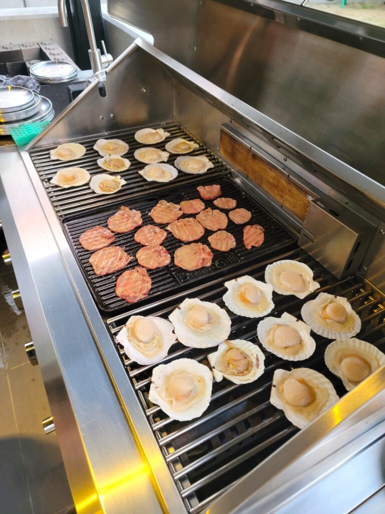 ホタテバター醤油焼き、牛タン