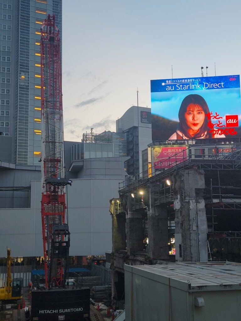 100年に一度といわれる大規模な再開発が進行中の渋谷駅