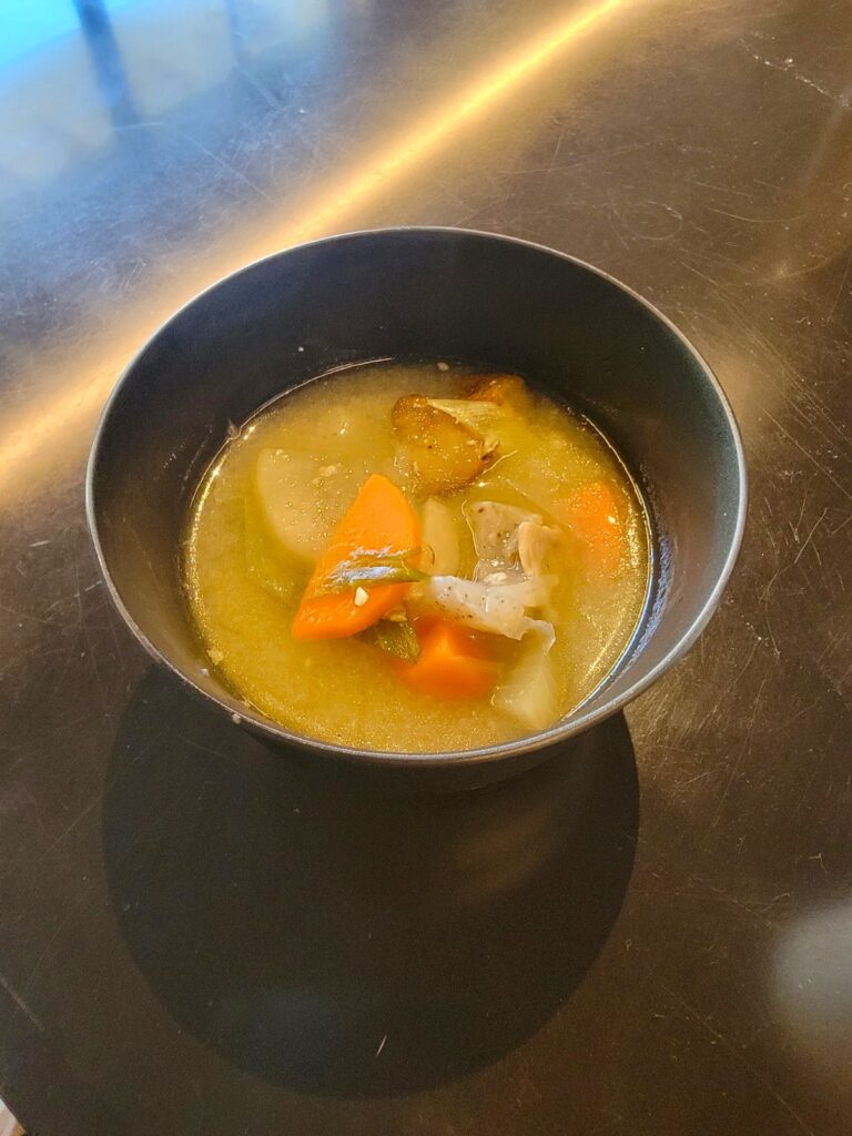 朝食の「豚汁」